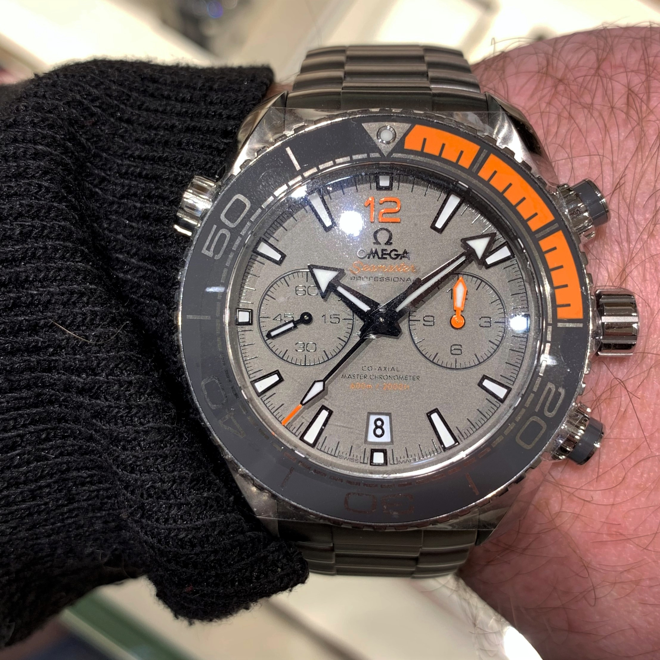 Omega Seamaster Planet Ocean 215.90.46.51.99.001