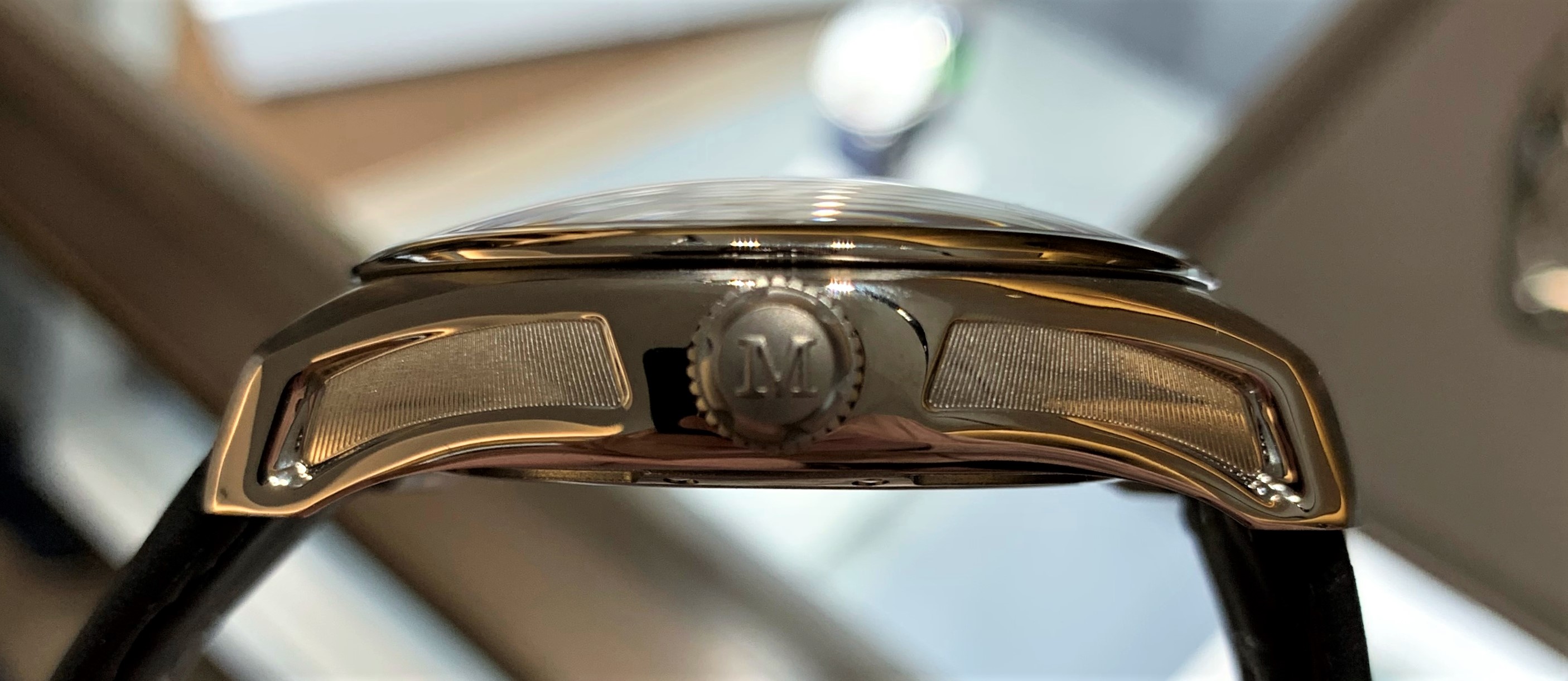 H. Moser & Cie Pioneer caseband