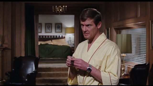 Roger Moore Pulsar quartz watch in Live and Let Die