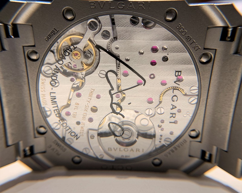 Tadao Ando caseback