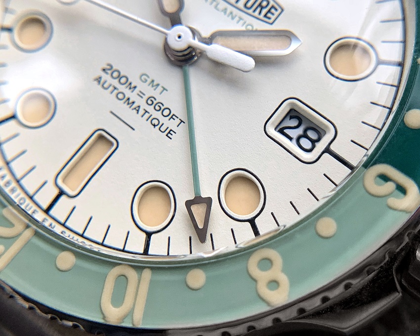 laventure gmt dial macro