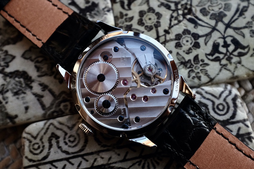 Tsoroev Rashid Arrow caseback Russian watchmaking