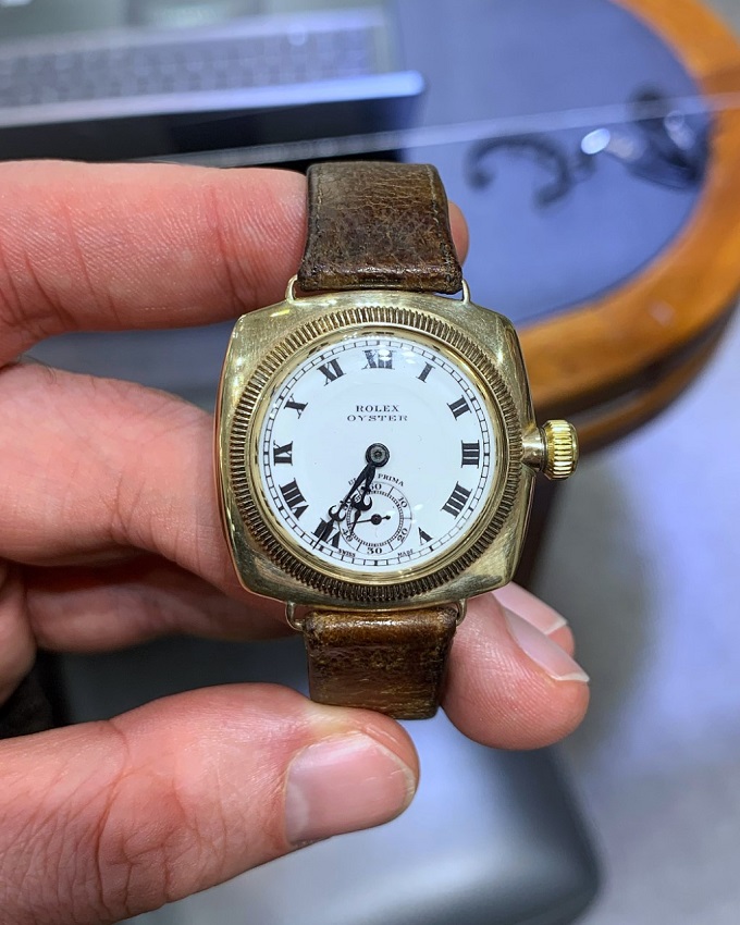 Vintage watches - an original Rolex Oyster
