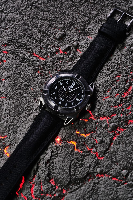 Apiar Invenire v1.0 Credit - realwatchbrothers